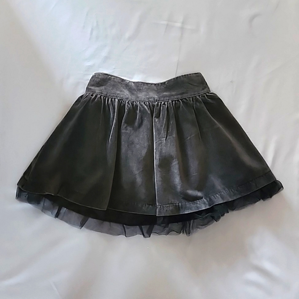 Gegrge Kid black velvet skort. Size: 3T